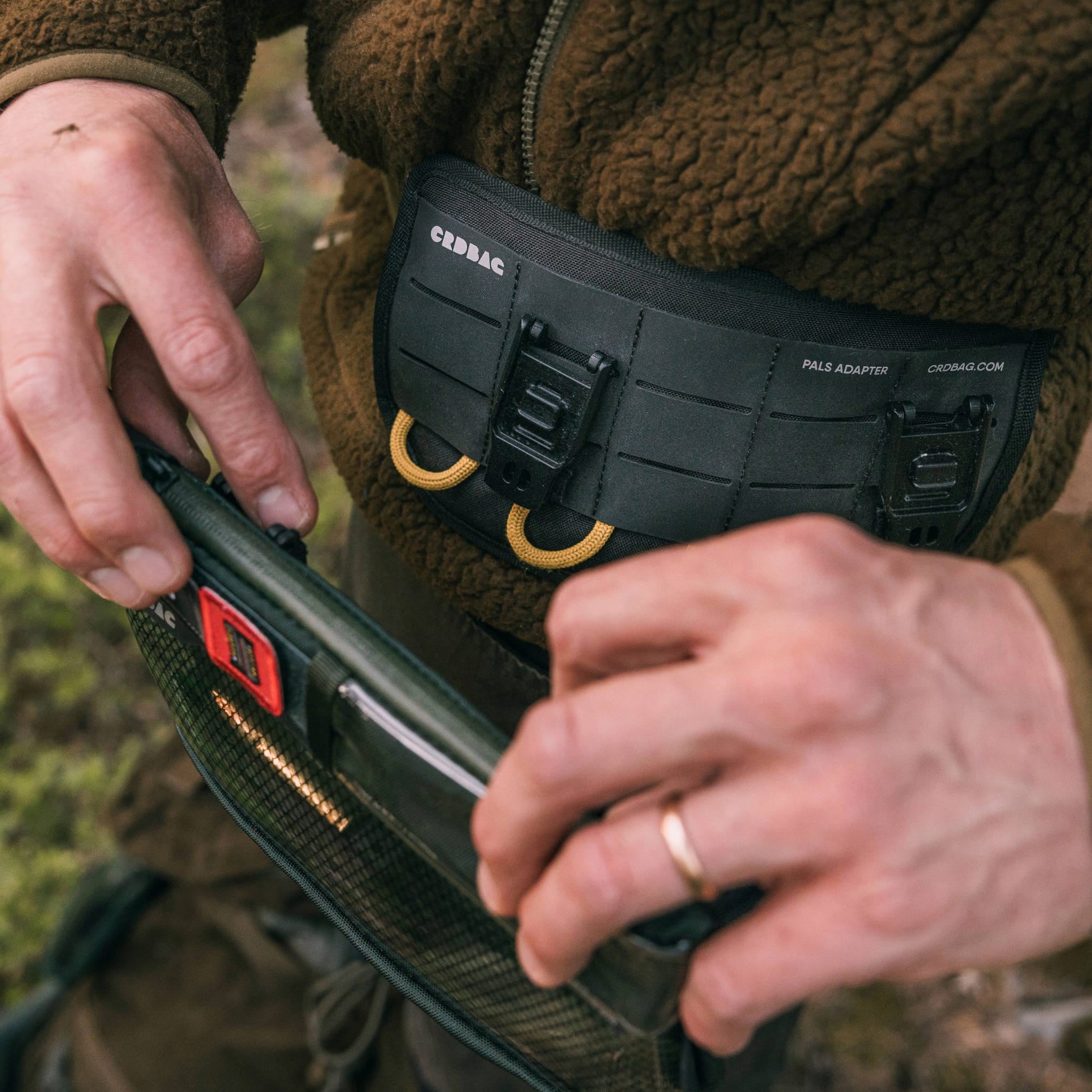 Taktischer Pals/MOLLE Adapter